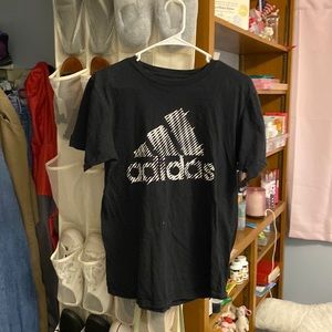 Adidas T-shirt
